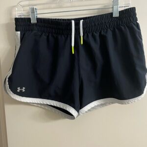 Under Armour Women's Fly-By Athletic Shorts with Built in‎ Brief Size S